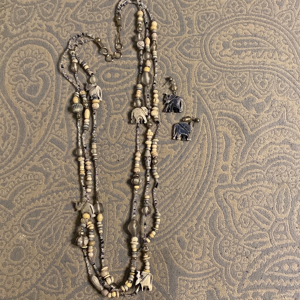 Vintage beaded elephant necklace with matching elephant earrings